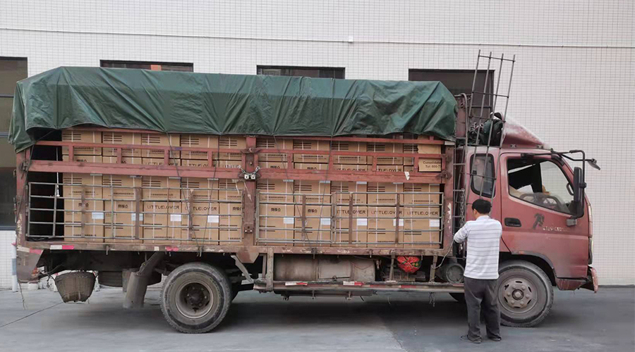 15天，金環(huán)電器順利完成電商客戶的內(nèi)衣干衣機(jī)出貨