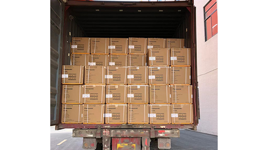 國內(nèi)知名品牌客戶裝柜完畢！順利發(fā)貨！